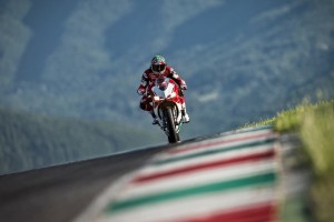 乐鱼体育官网网页版-主教练部署三中卫阵型形成后场铁桶阵有效限制对手传控，三中卫阵型最怕什么