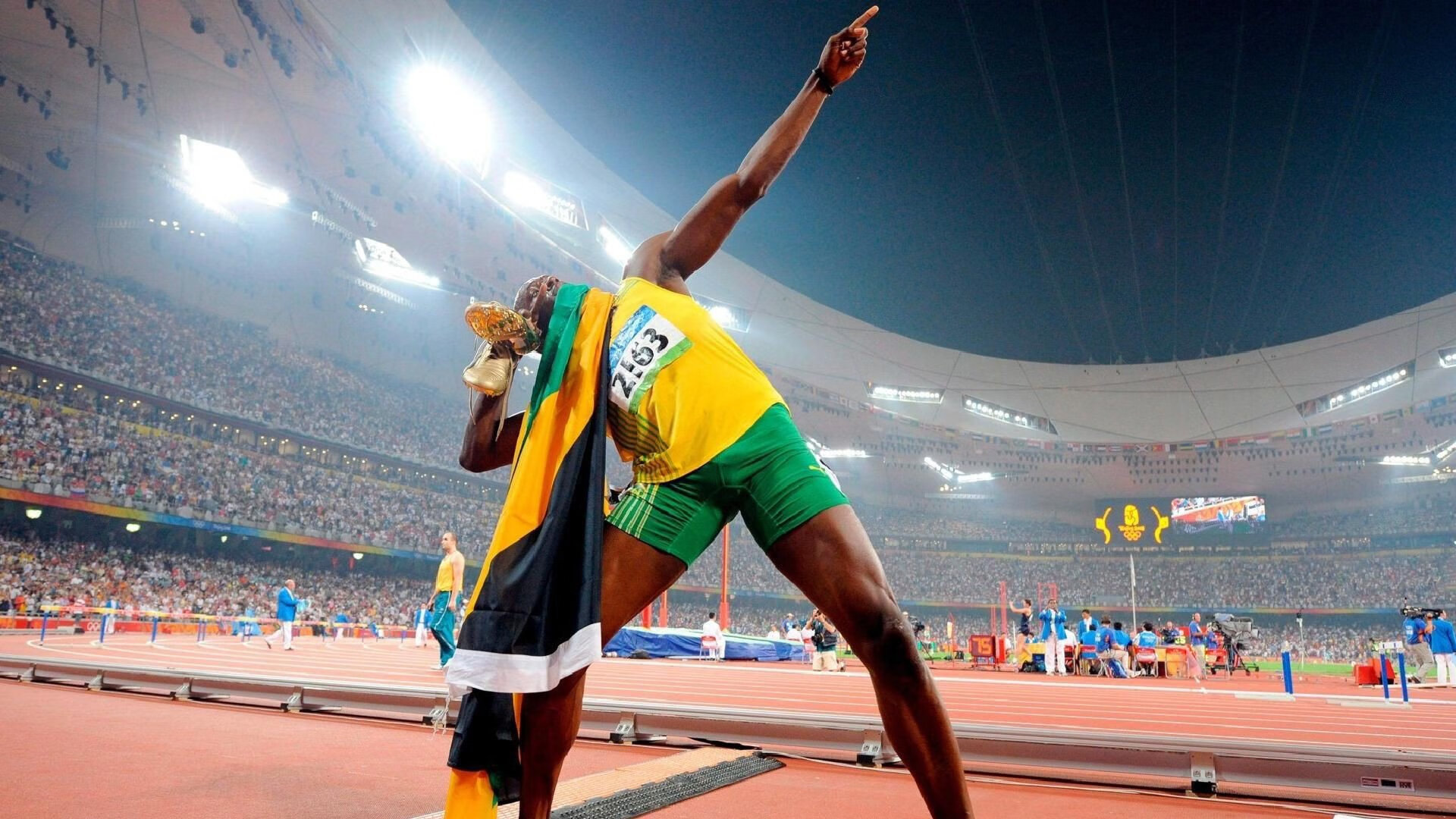 恩多比·恩乔的无可挑剔的踢球技术使南非队成为世界强队,恩多简历