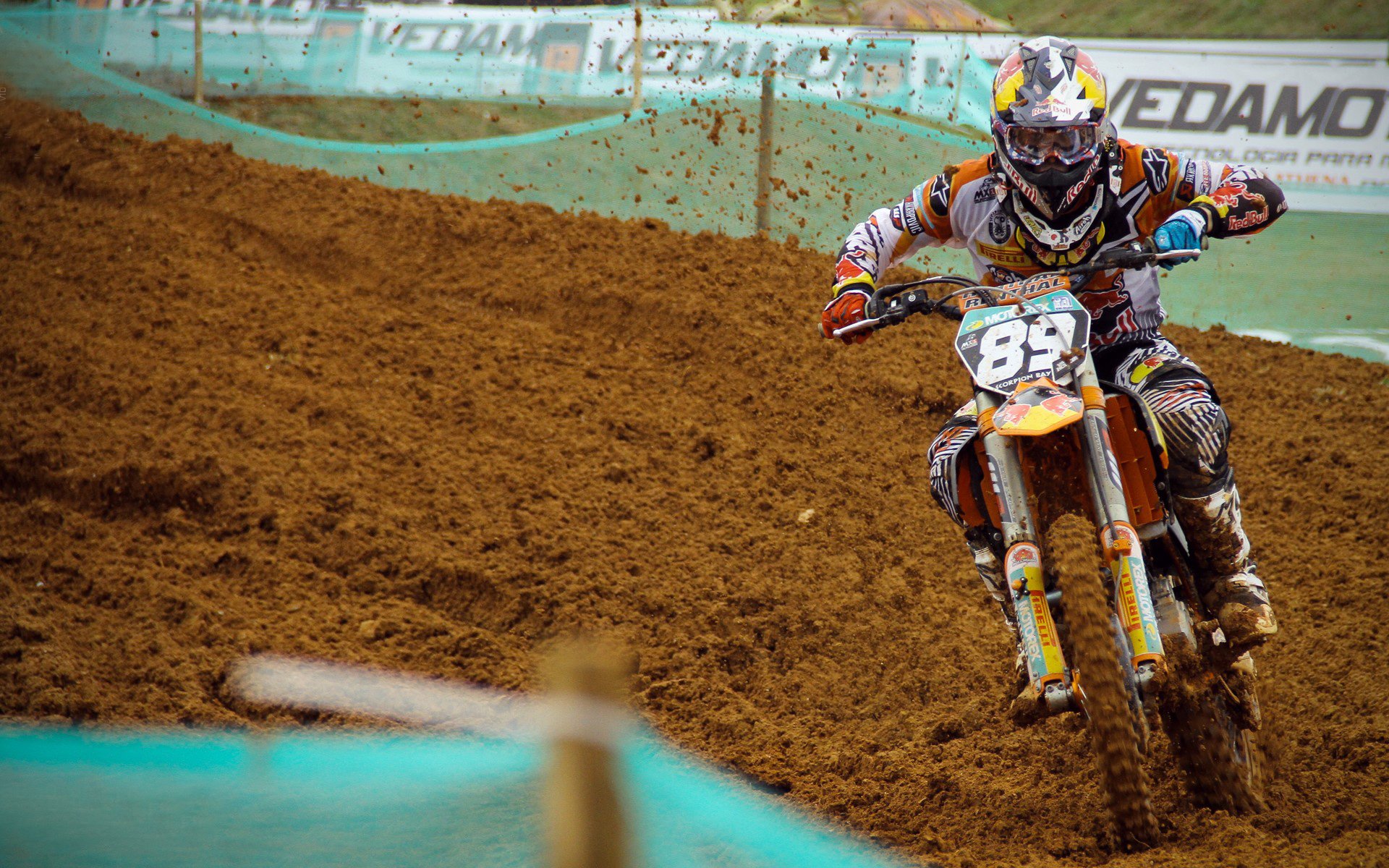 《FIFA》2025虚拟足球“狂欢节”,全球狂热进入高潮!